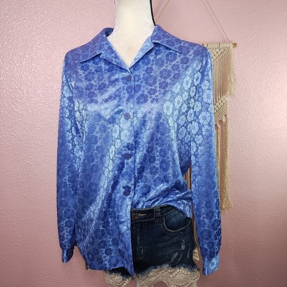 Vintage | Satin Embossed Long Sleeve Button Up Shirt Medium - Picture 2 of 8